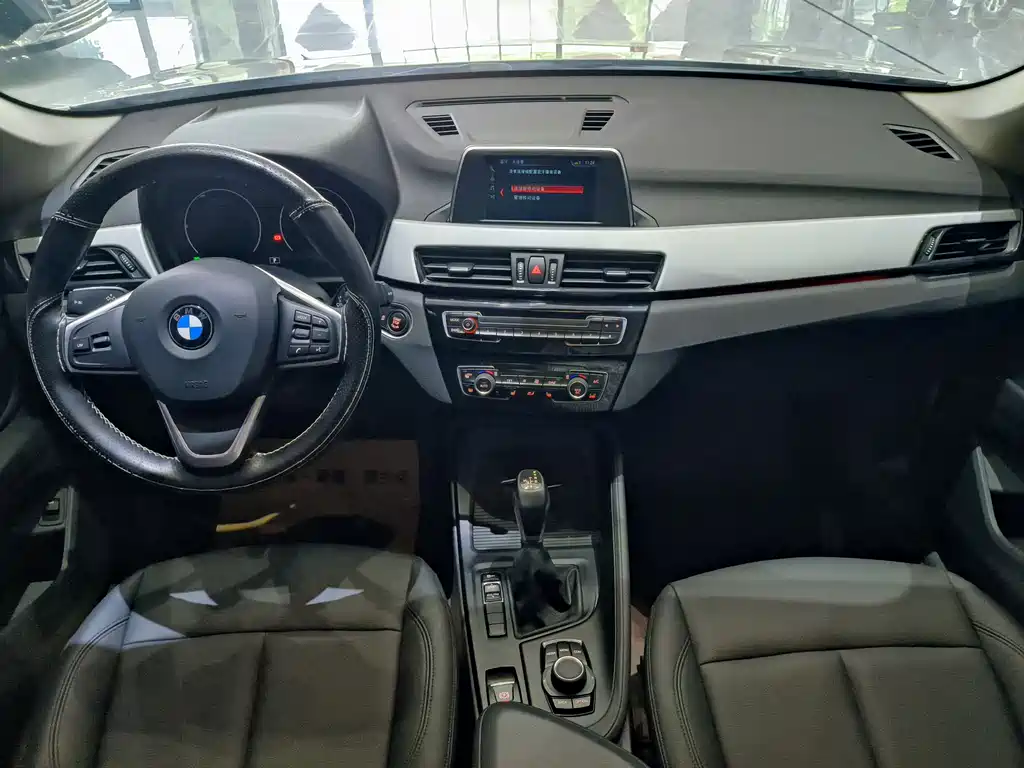 BMW X1 2018 — фото 5