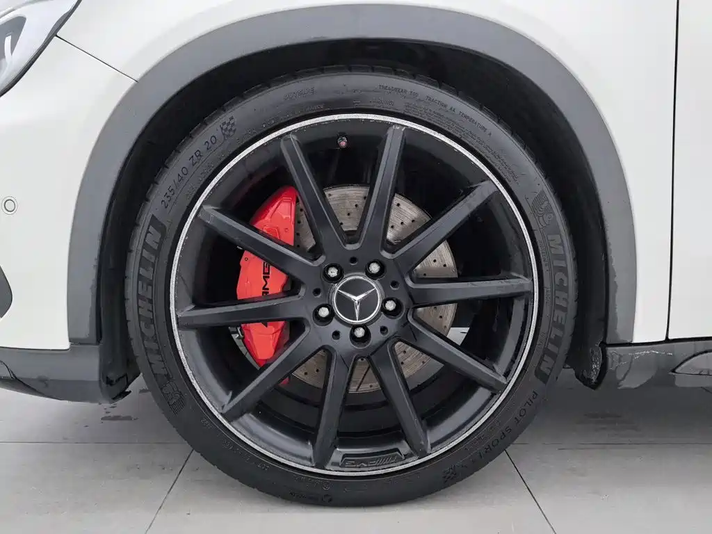 Mercedes-Benz GLA AMG 2016 — фото 17