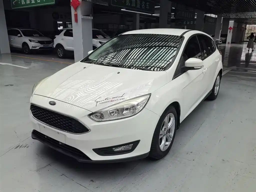 Ford Focus 2016 — фото 1