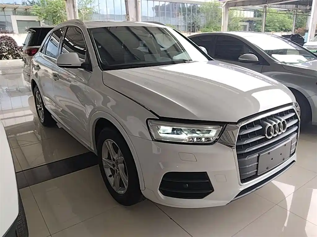Audi Q3 2019 — фото 4