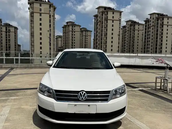 Volkswagen Gran Lavida 2013