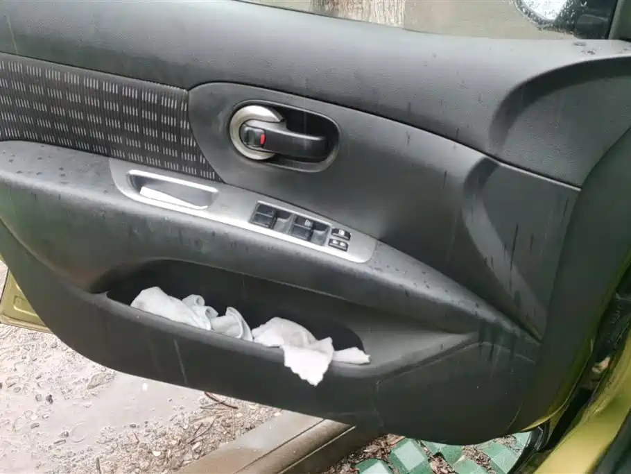 Nissan Livina 2014