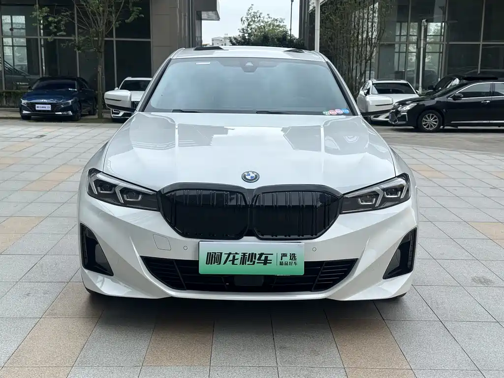 BMW i3 2025 — фото 3