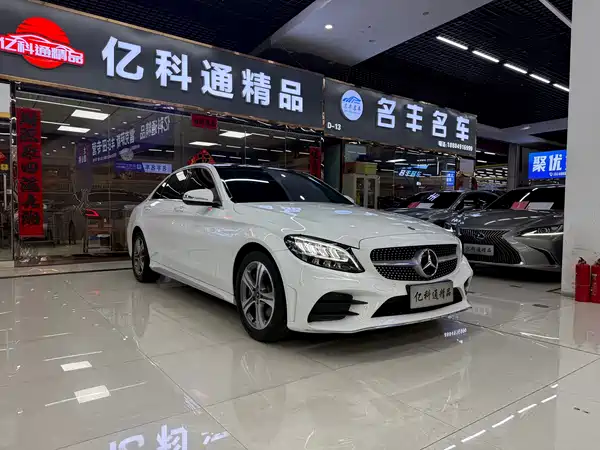 Mercedes-Benz C-Class 2019