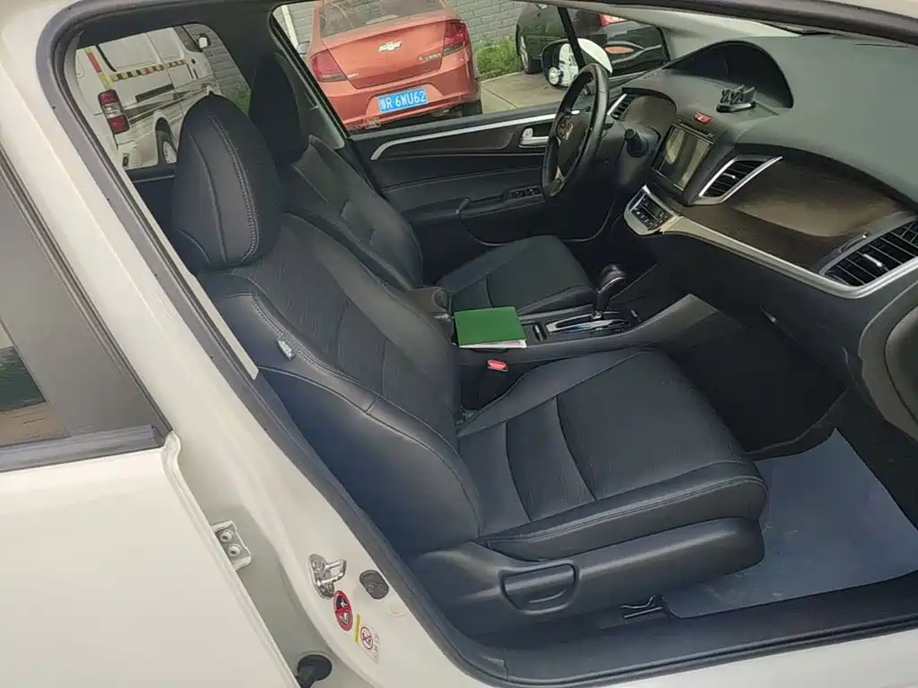 Honda Jade 2015 — фото 20