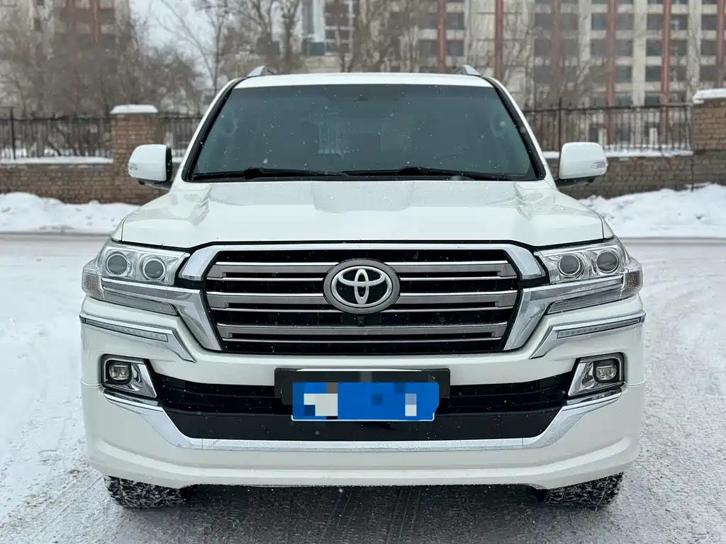 Toyota Land Cruiser 2020 — фото 2