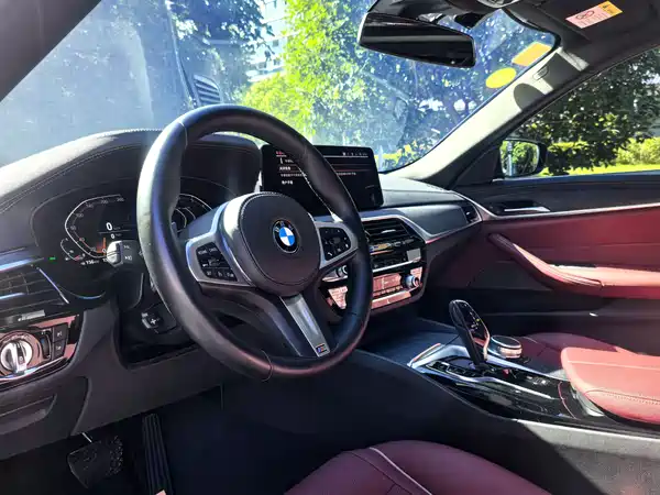 BMW 5 Series 2021