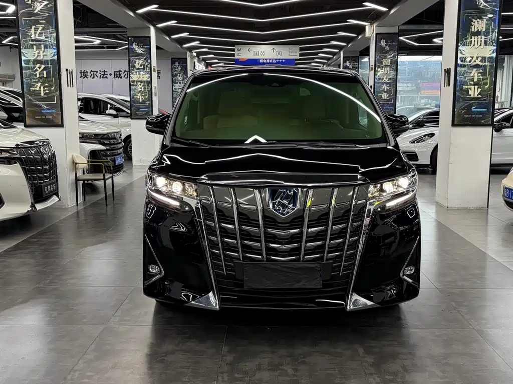 Toyota Alphard 2023 — фото 2