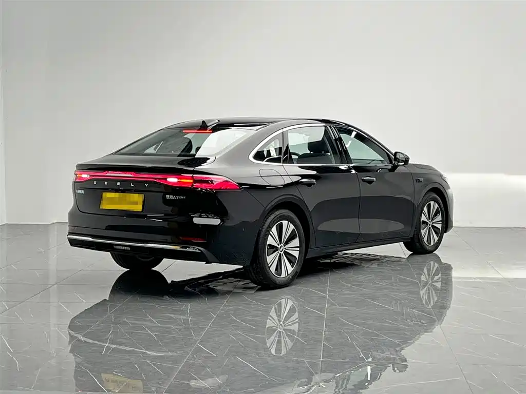 Geely Galaxy A7 EM 2026 — фото 6