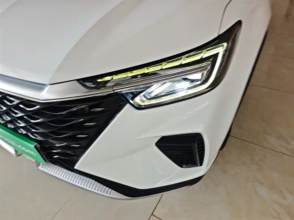 Roewe RX5 2022 — фото 24