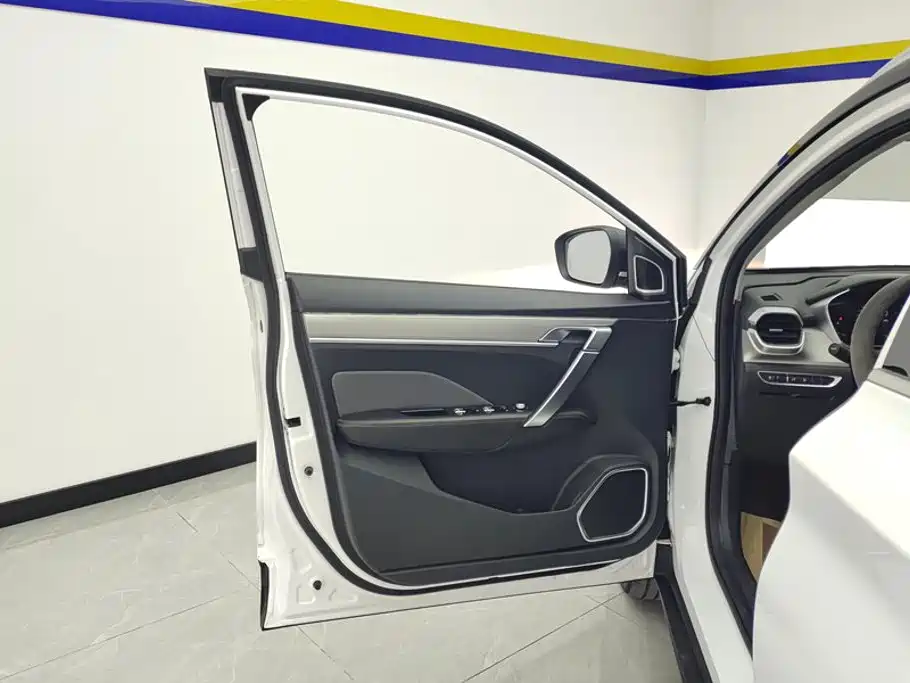Geely Binyue 2024