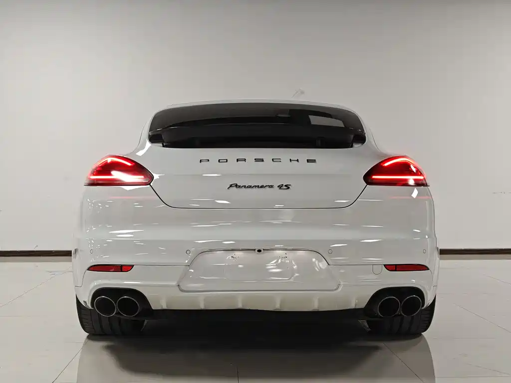 Porsche Panamera 2015 — фото 21