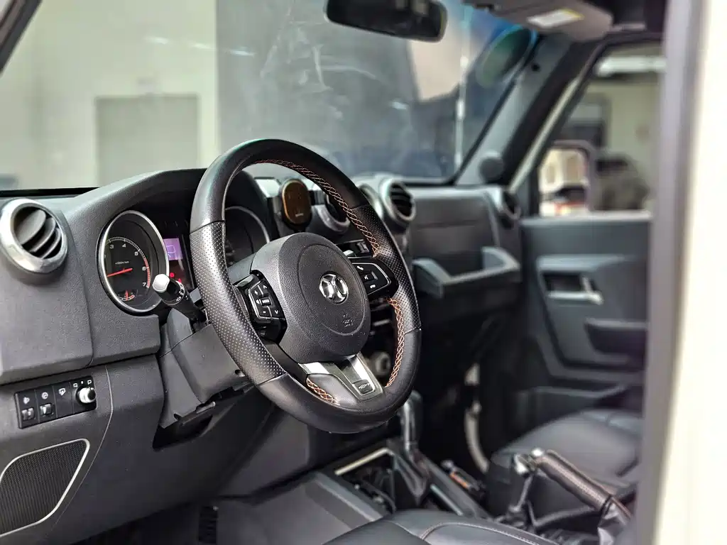 BAIC BJ40 2018 — фото 14