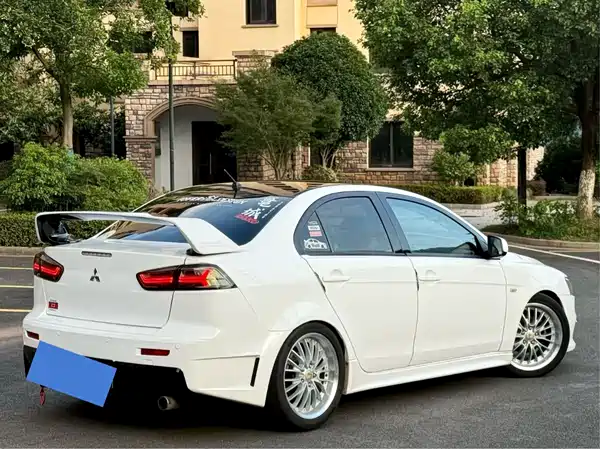 Mitsubishi Lancer EX 2014