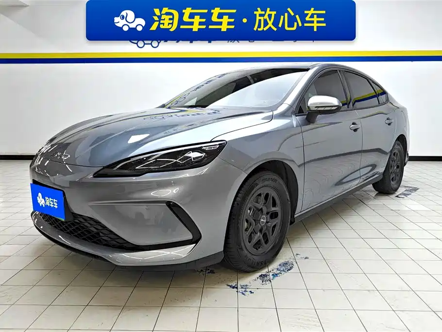 BYD Seal 05 DM-i 2025 — фото 1