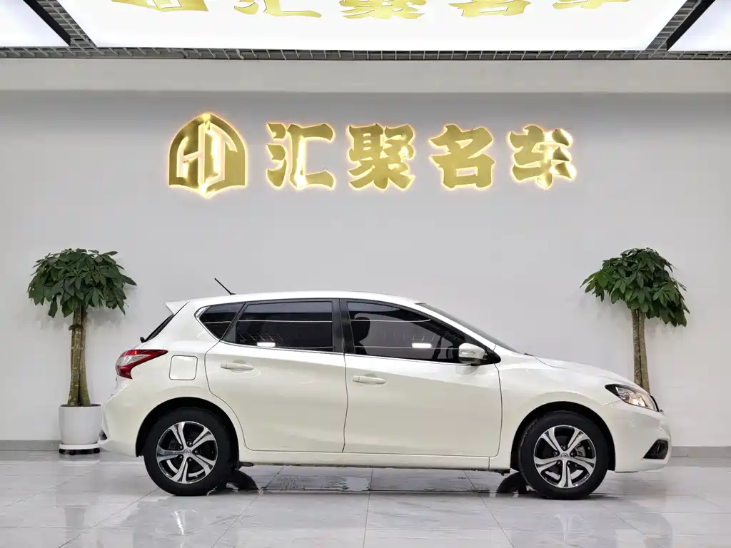 Nissan Tiida 2019