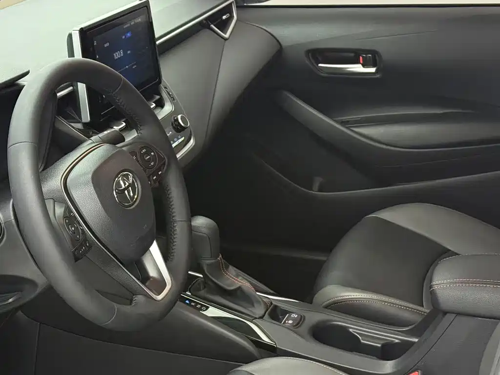 Toyota Corolla 2021 — фото 10