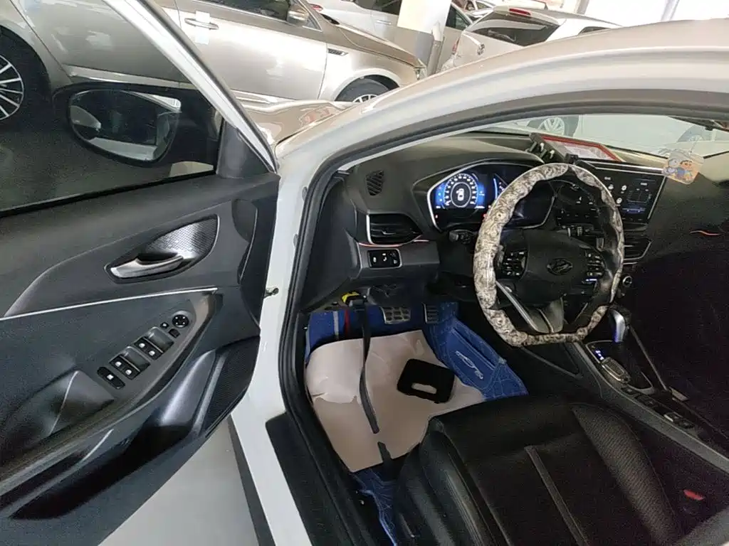 Hyundai Festa 2019 — фото 16