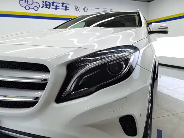 Mercedes-Benz GLA 2016