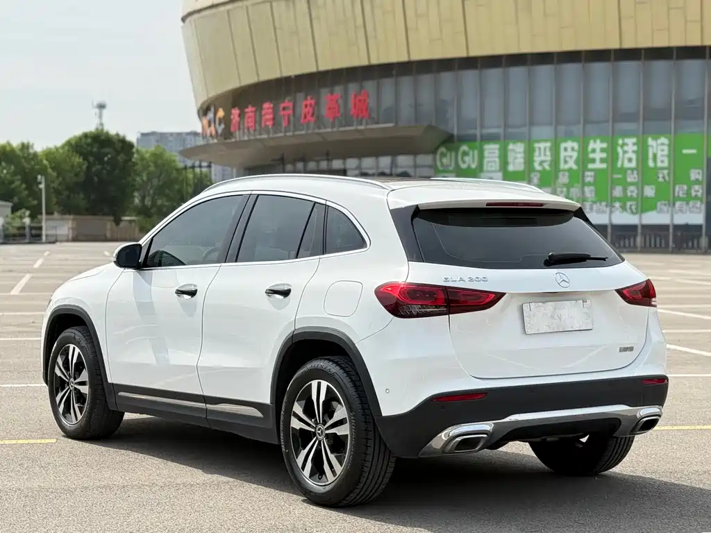 Mercedes-Benz GLA 2021 — фото 10
