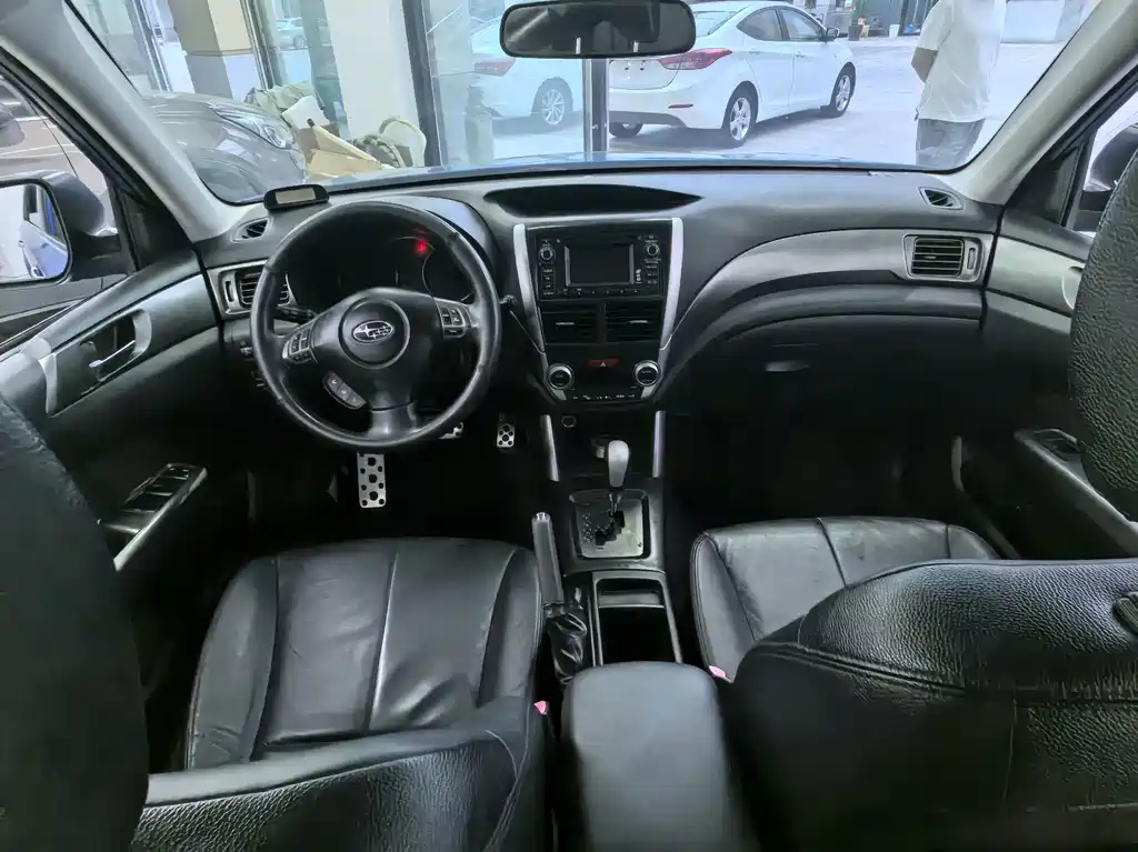 Subaru Forester 2012 — фото 20