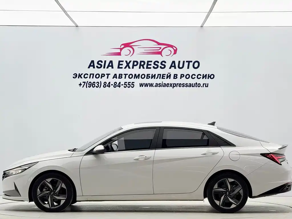 Hyundai Elantra 2022 — фото 7