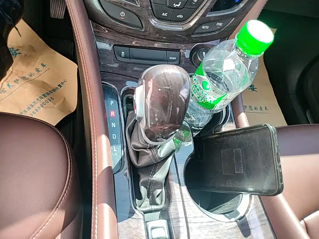 Buick Envision Plus 2018 — фото 14