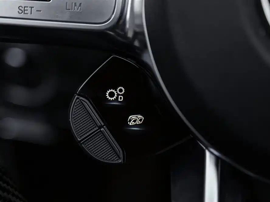 Mercedes-Benz AMG GT 2021 — фото 15