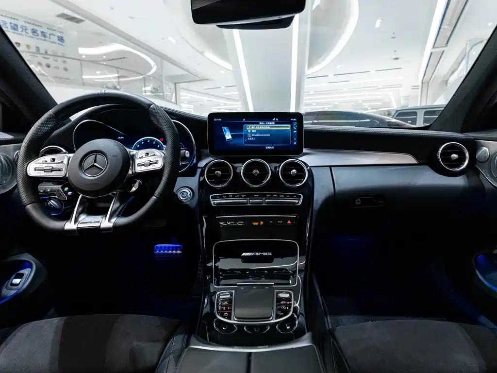 Mercedes-Benz C-Class AMG 2021 — фото 13