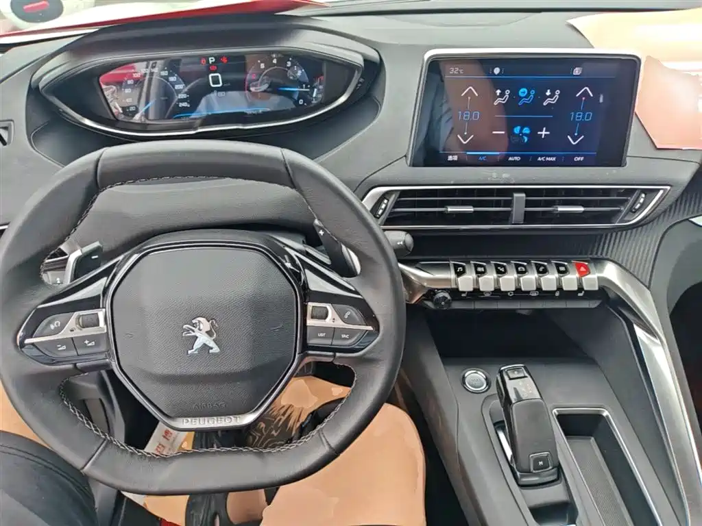 Peugeot 5008 2018 — фото 10