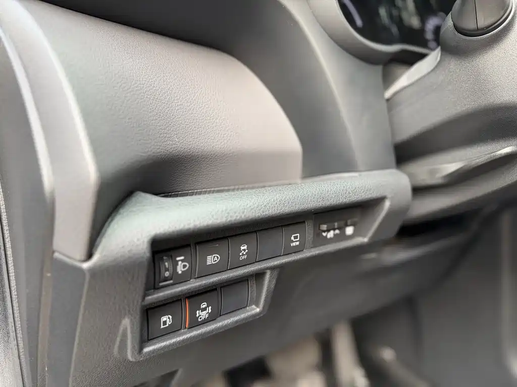 Toyota Sienna 2023 — фото 14