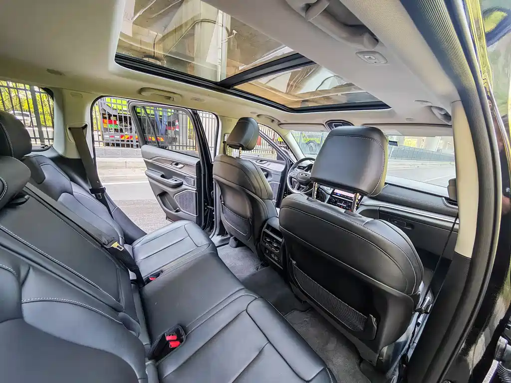 Jeep Grand Cherokee 4xe 2025 — фото 12