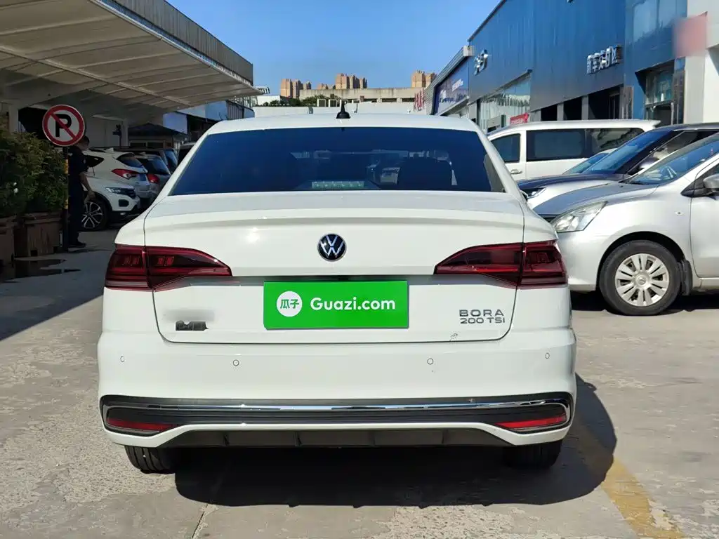 Volkswagen Bora 2024