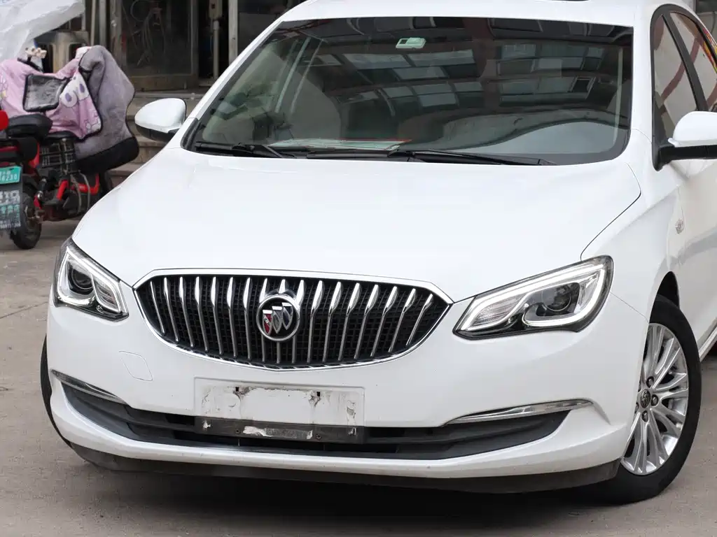 Buick Excelle 2015 — фото 14