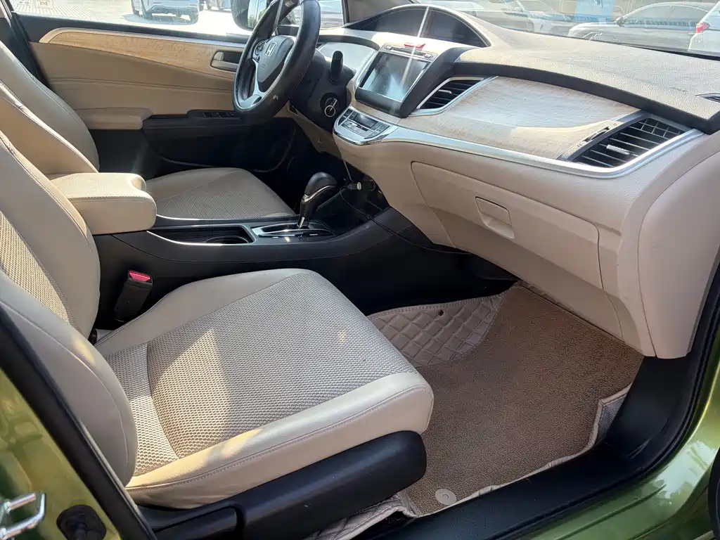 Honda Jade 2014 — фото 23