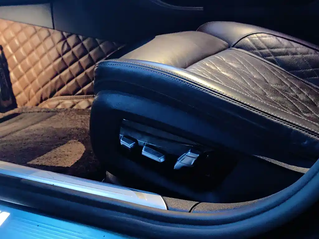 BMW 7 Series 2021 — фото 15