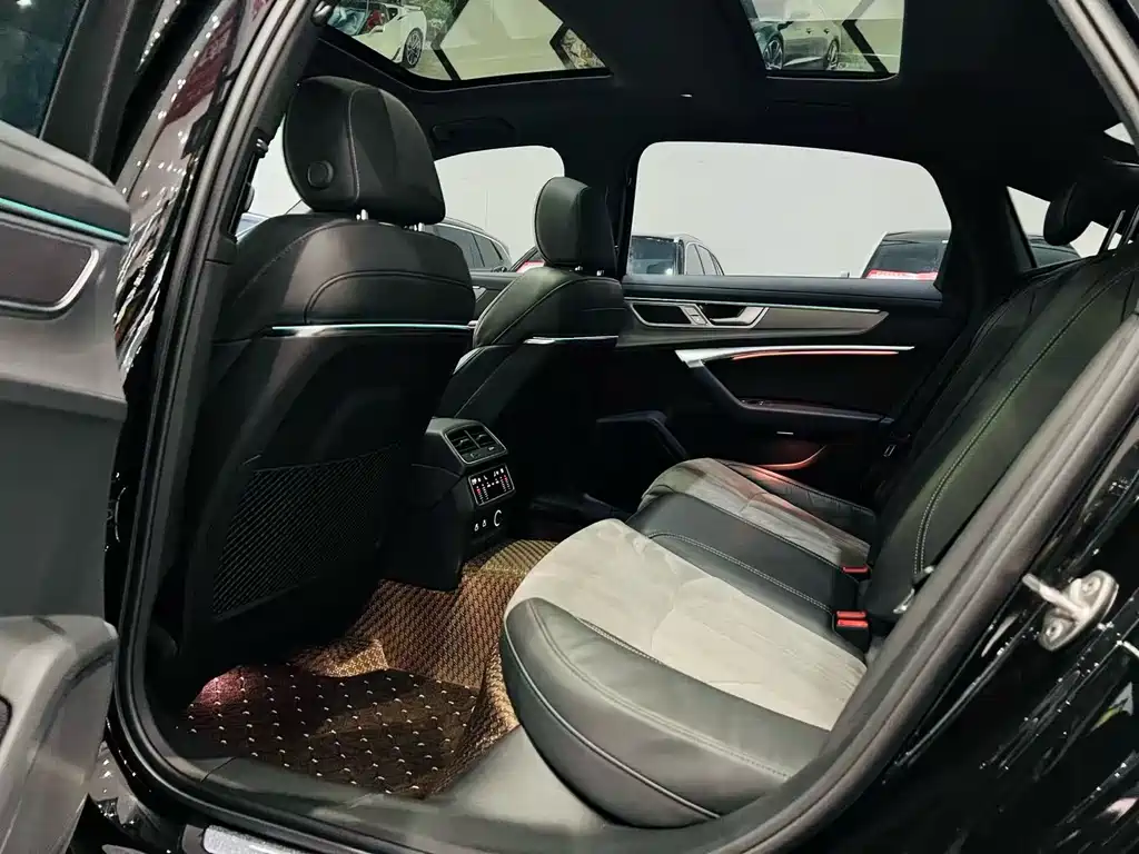 Audi A6L 2024
