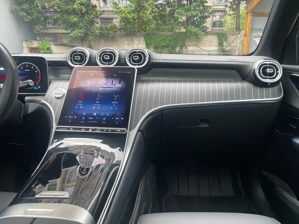 Mercedes-Benz GLC 2023 — фото 16