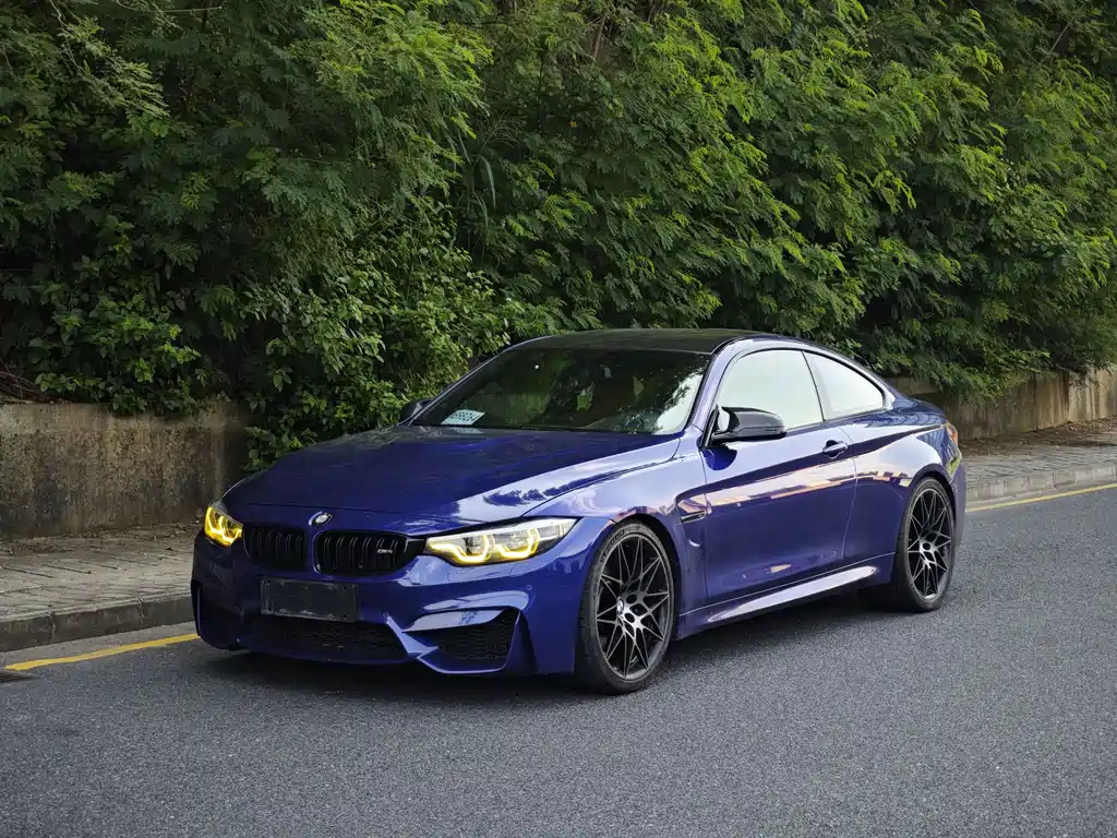 BMW M4 2019 — фото 1