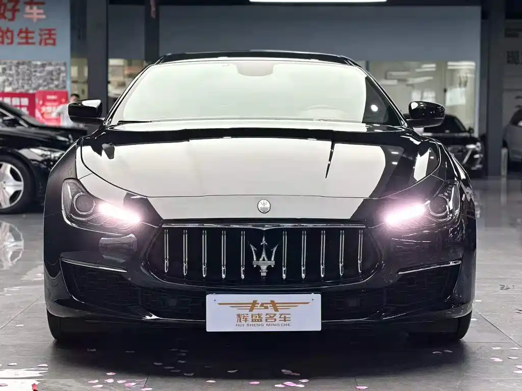 Maserati Ghibli 2022 — фото 2