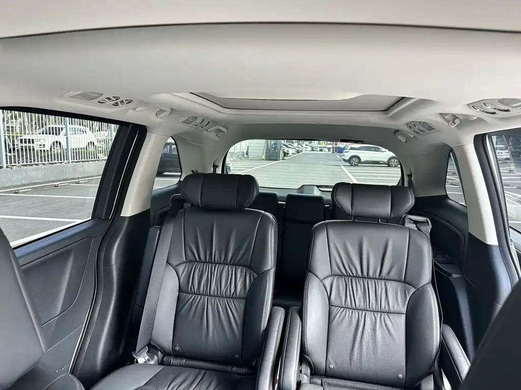 Honda Odyssey 2025 — фото 22