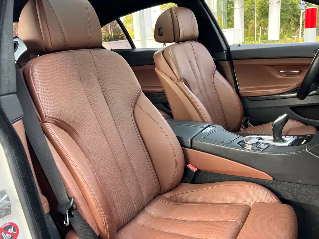 BMW 6 Series 2015 — фото 16