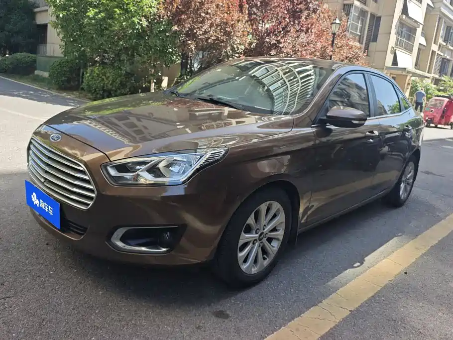 Ford Escort 2015