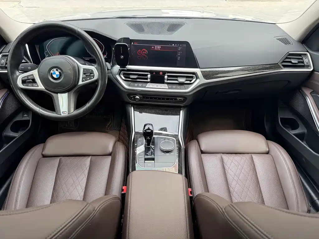 BMW 3 Series 2022 — фото 13