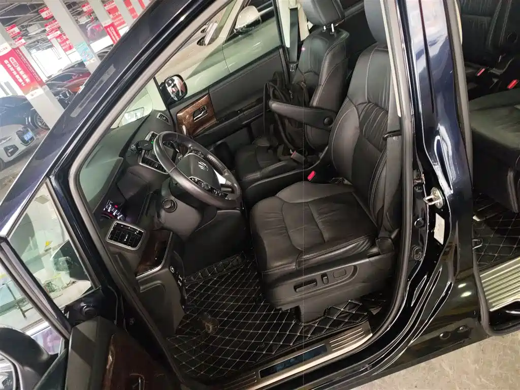 Honda Odyssey 2018 — фото 11