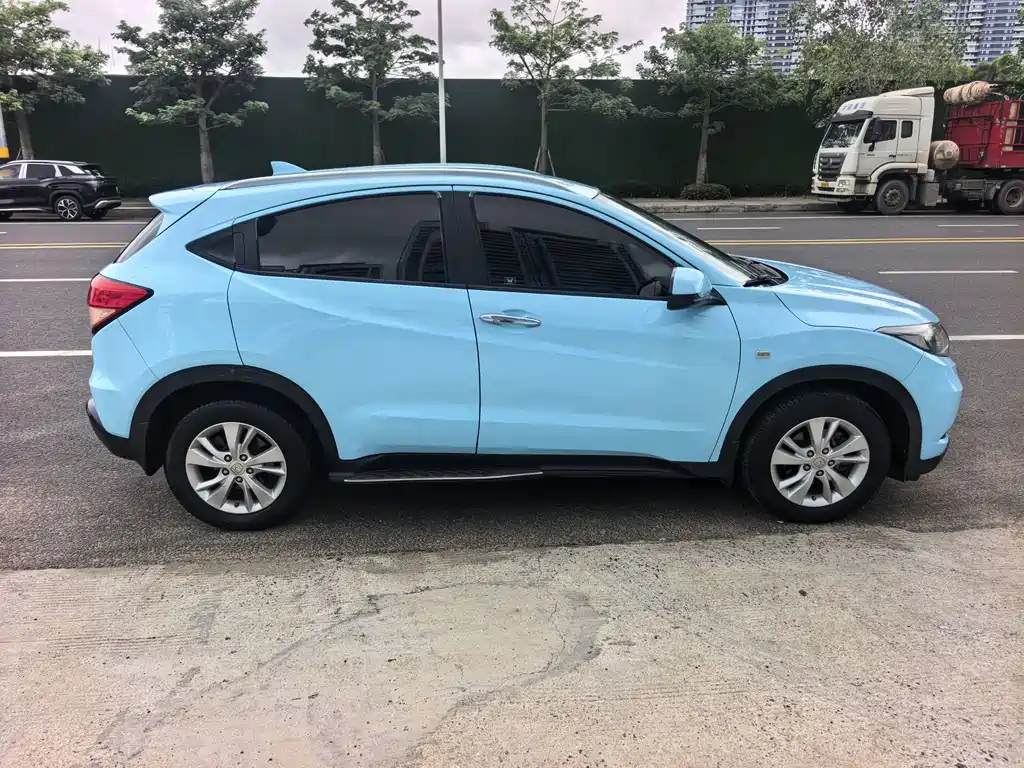 Honda Vezel 2017 — фото 12