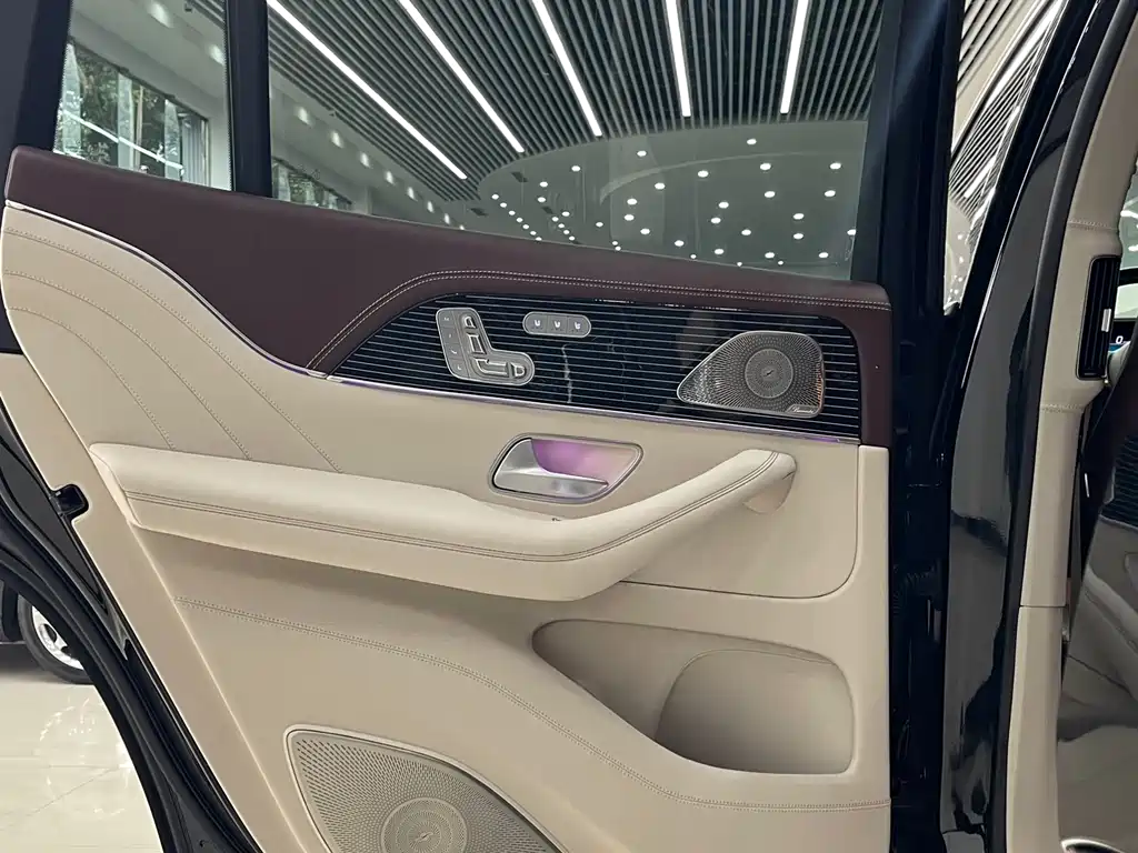 Mercedes-Benz GLS 2023 — фото 23