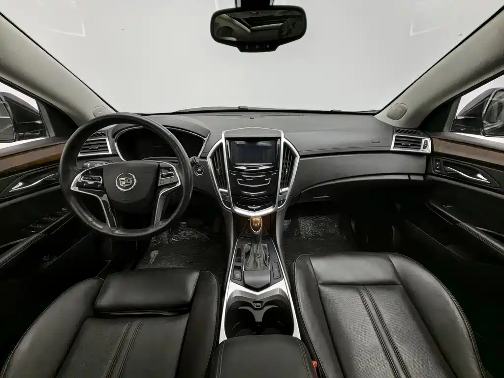 Cadillac SRX 2015 — фото 5