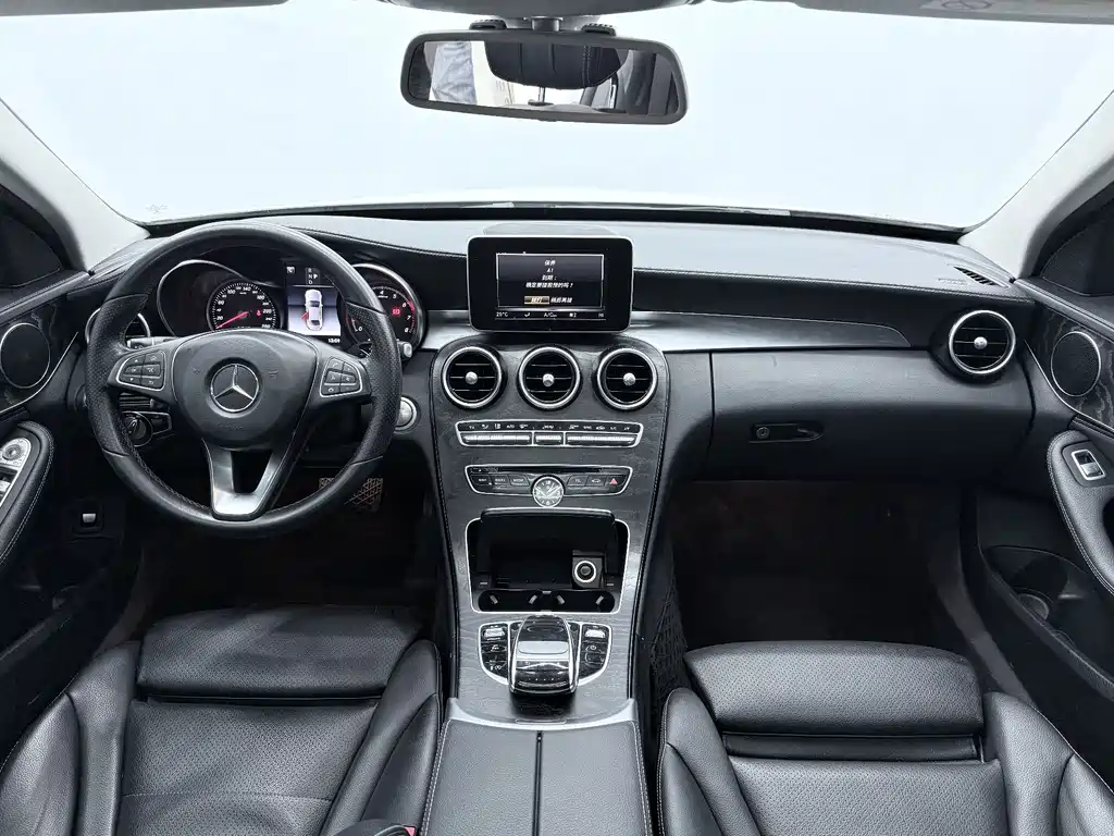 Mercedes-Benz C-Class 2018 — фото 7