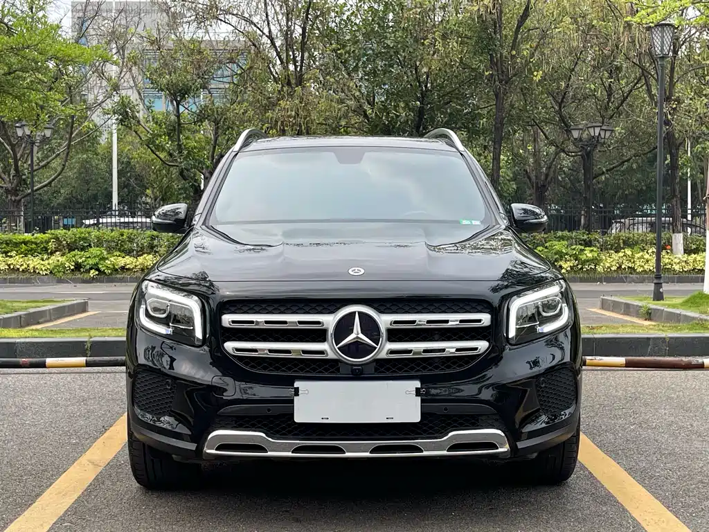 Mercedes-Benz GLB 2022 — фото 2